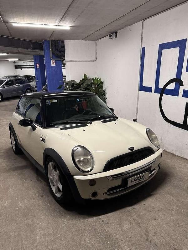 Begagnad Mini One D 75 HK (55 kW) 2005 Other Halvkombi