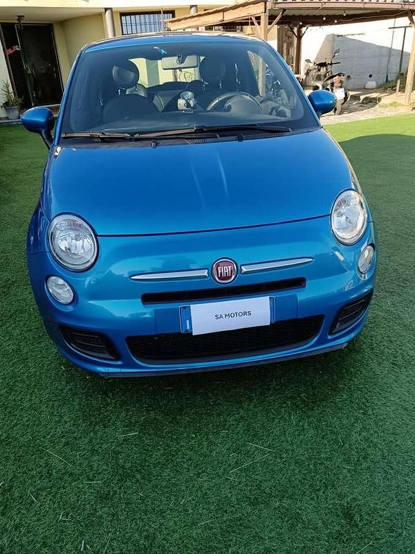Usata Fiat 500 95 CV (69 kW) 2015 Blu/azzurro Utilitaria