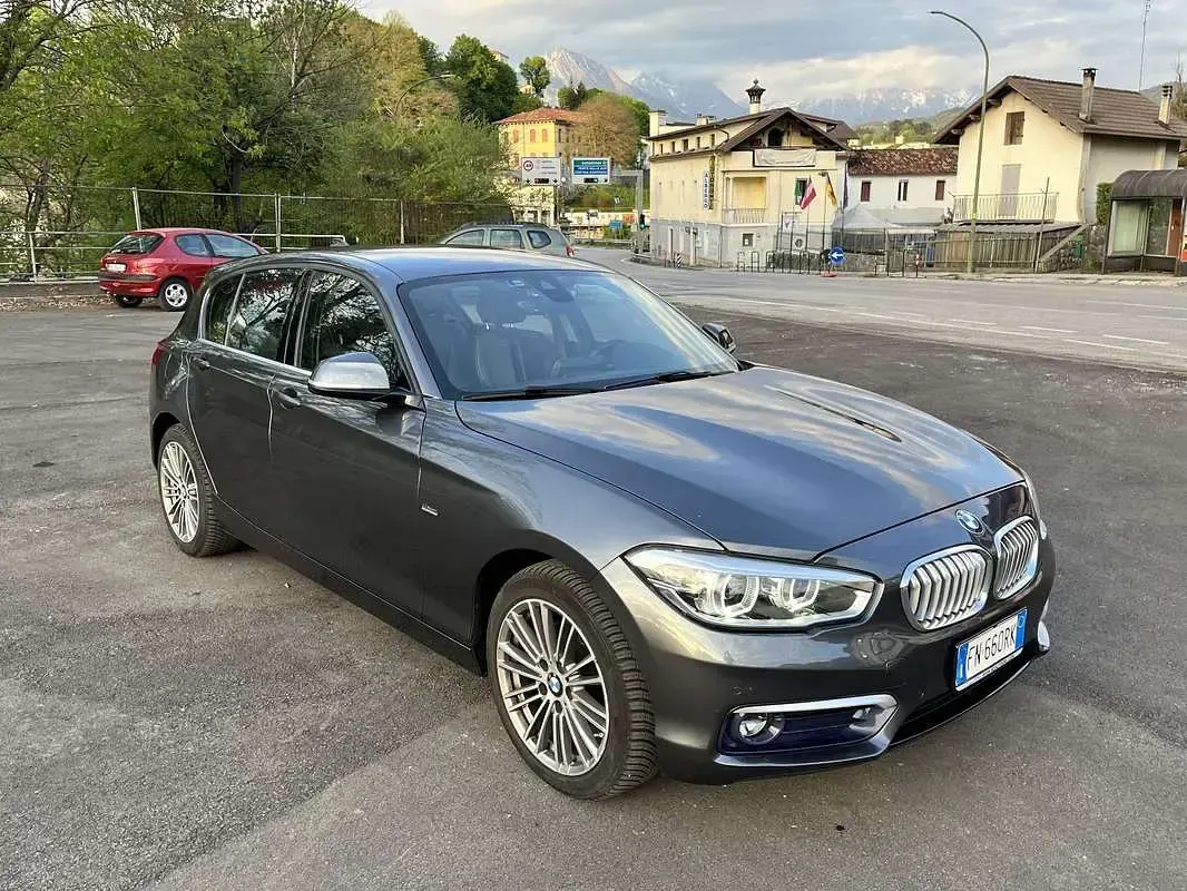 Usata BMW 116 Comfort Edition 116 CV (85 kW) 2018 Grigio Utilitaria