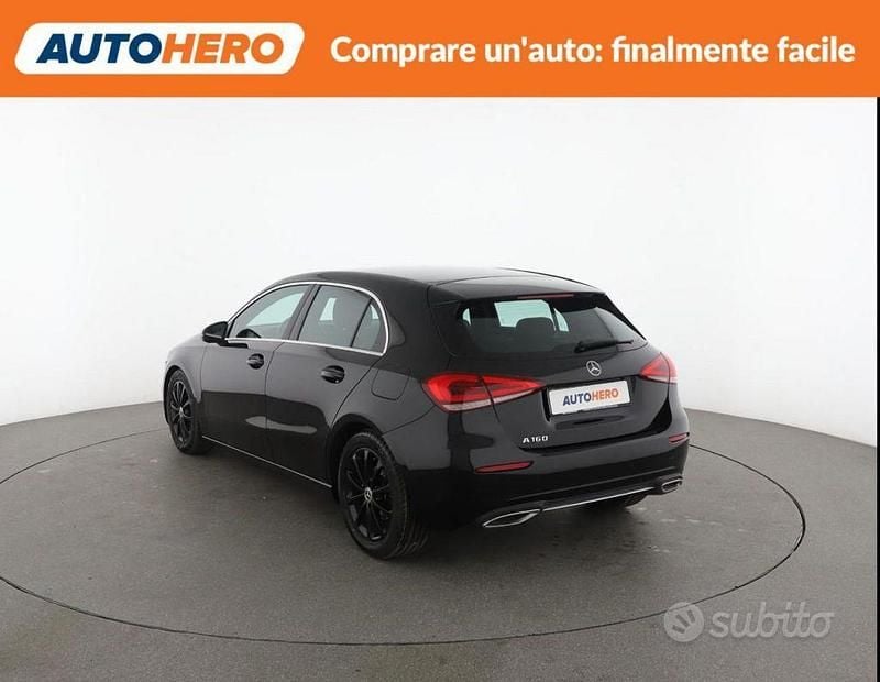 Usata Mercedes A160 108 CV (79 kW) 2021 Nero Berlina