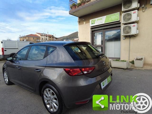 Usata Seat Leon 105 CV (77 kW) 2014 Grigio Berlina