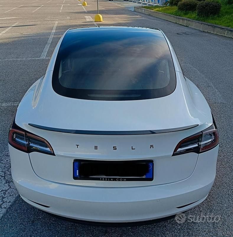 Usata Tesla Model 3 Long Range AWD 250 kW (340 CV) 2020 Bianco Berlina
