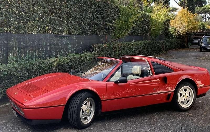 Rosso Usata 1988 Ferrari 208 Coupé | 85.000 € - Immagine 1/4