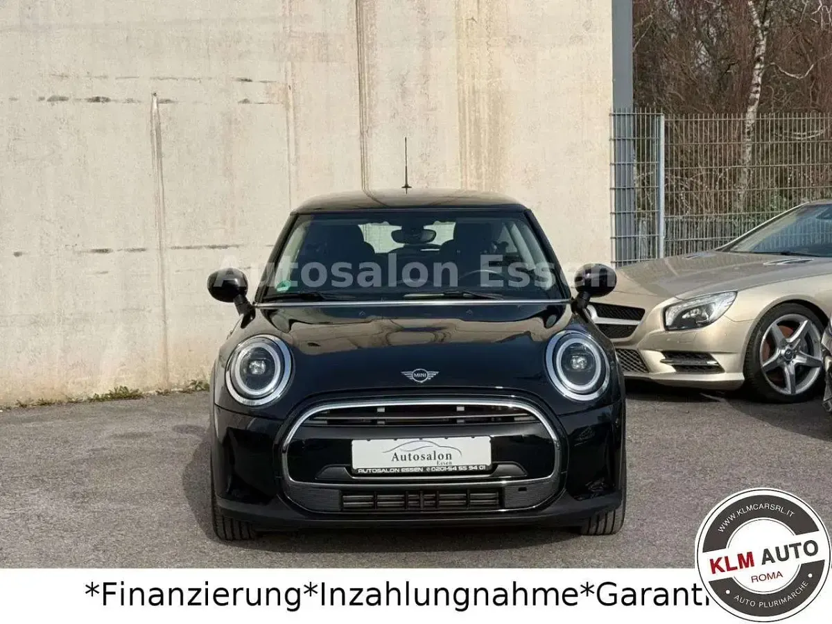 Usata Mini ONE 102 CV (75 kW) 2021 Nero Utilitaria