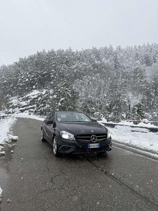 Usata Mercedes CLA180 Premium 109 CV (80 kW) 2014 Berlina