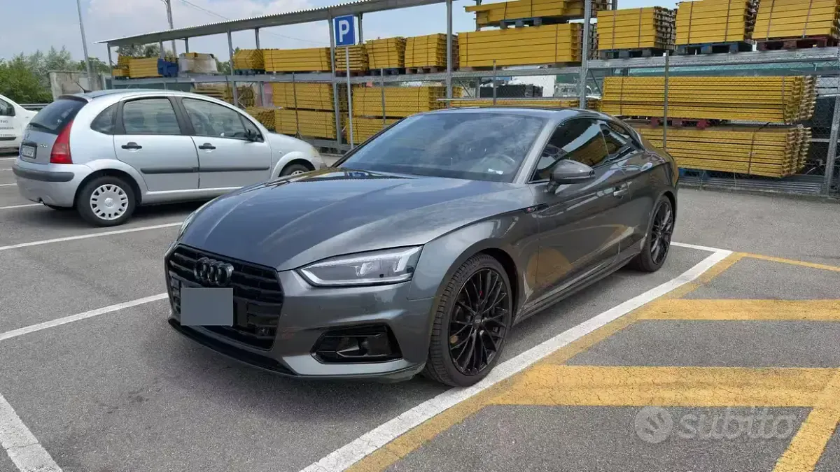 Usata Audi A5 190 CV (139 kW) 2018 Grigio Coupé