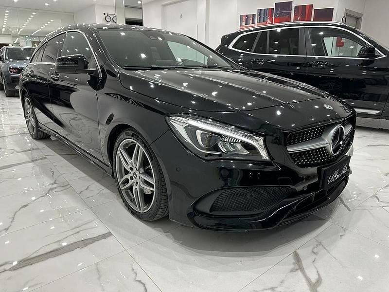 Usata Mercedes CLA200 135 CV (99 kW) 2017 Nero Station wagon