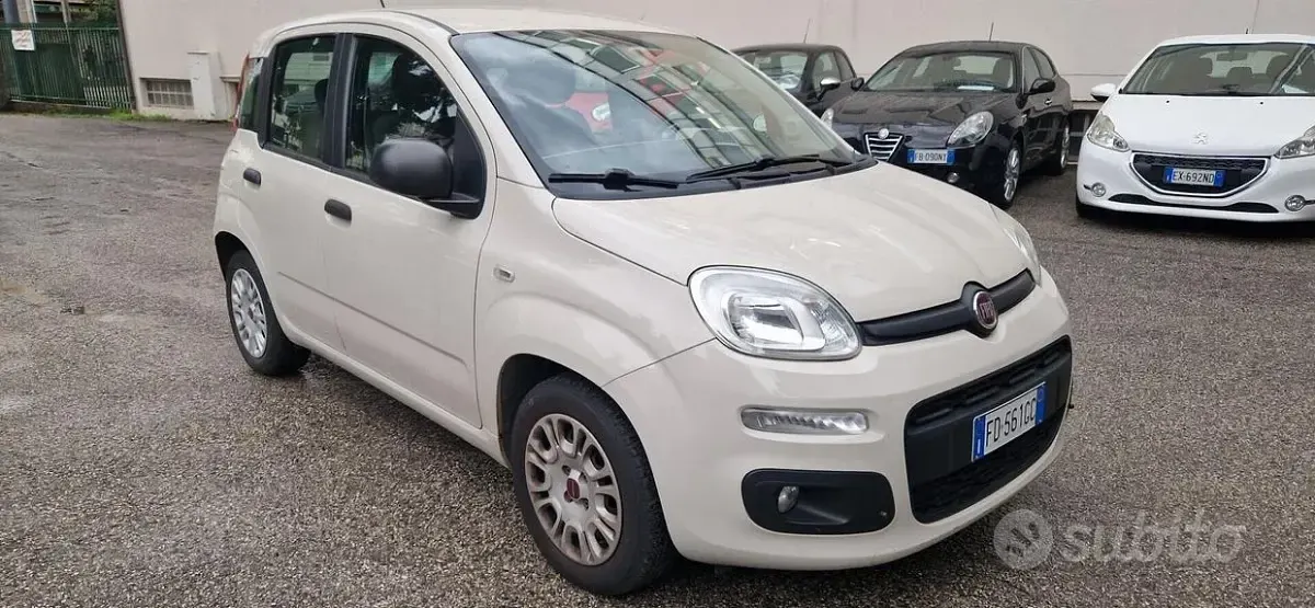 Usata Fiat Panda Lounge 69 CV (50 kW) 2016 Grigio Utilitaria