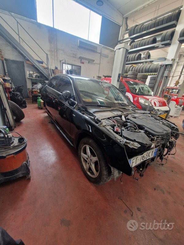 Usata Audi A4 150 CV (110 kW) 2016 Nero Berlina