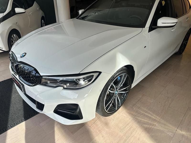 Bianco Usata 2021 BMW 320e Sport Line Station wagon | 28.000 € (Buon prezzo) - Immagine 1/4