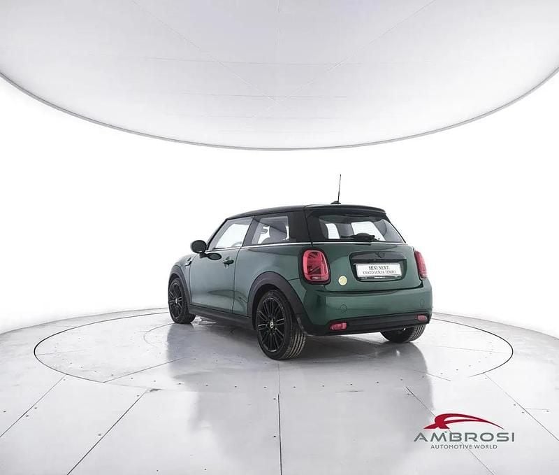 Usata Mini Cooper SE Essential 75 kW (102 CV) 2022 Verde Utilitaria