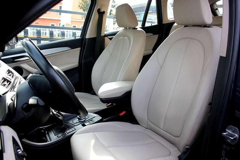 Usado BMW X1 Sport Line 190 CV (139 kW) 2018 Negro SUV