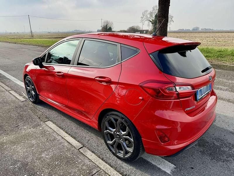 Usata Ford Fiesta ST-Line 101 CV (74 kW) 2019 Rosso Berlina