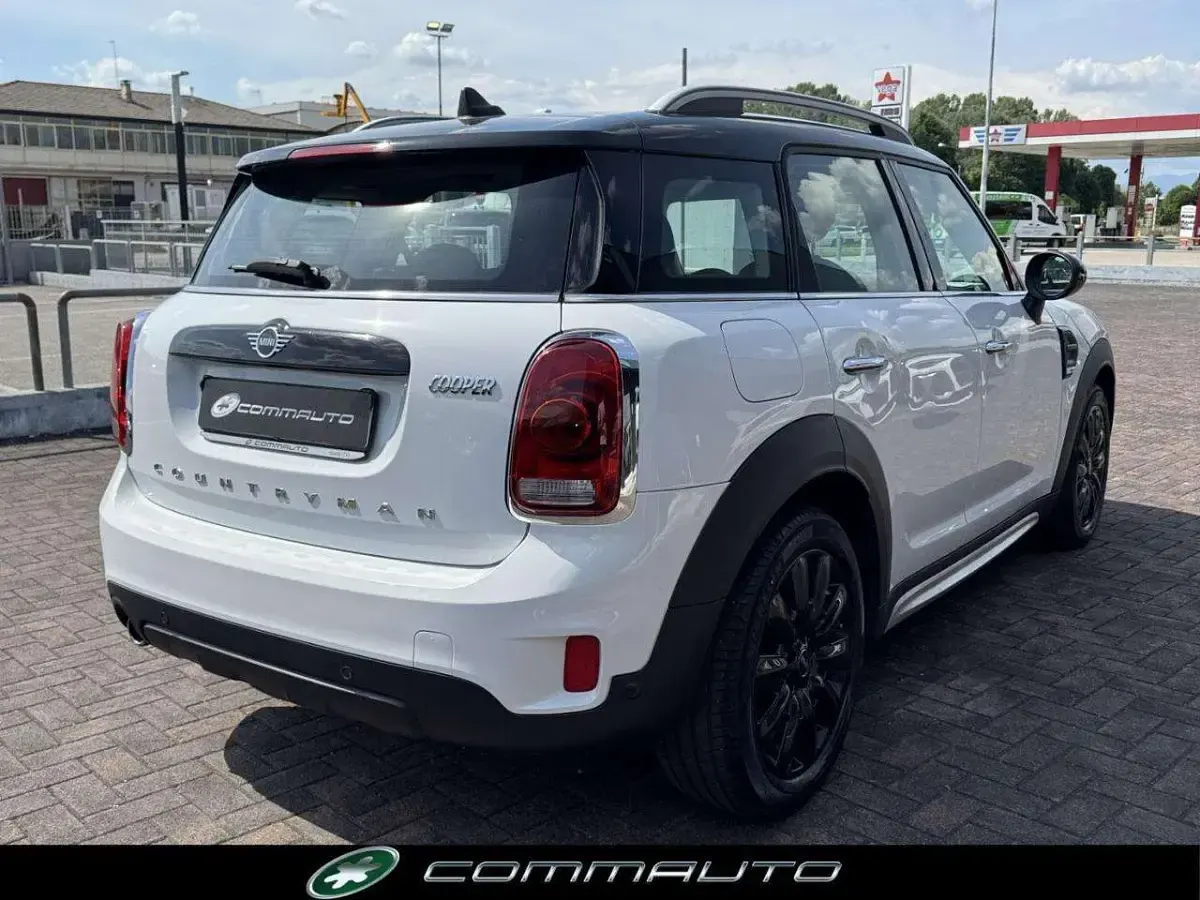 Usata Mini Cooper Countryman 136 CV (100 kW) 2018 Bianco SUV