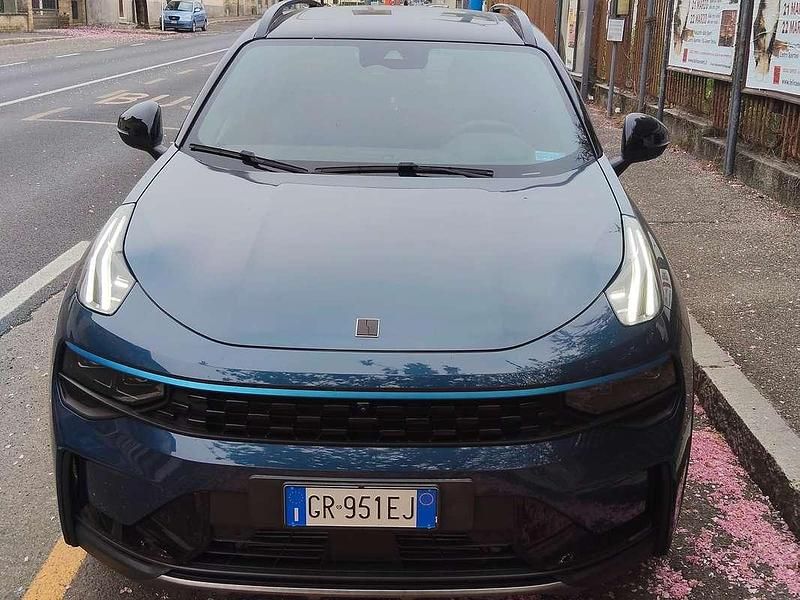 Usata Lynk & Co 01 179 CV (131 kW) 2023 Blu/azzurro SUV
