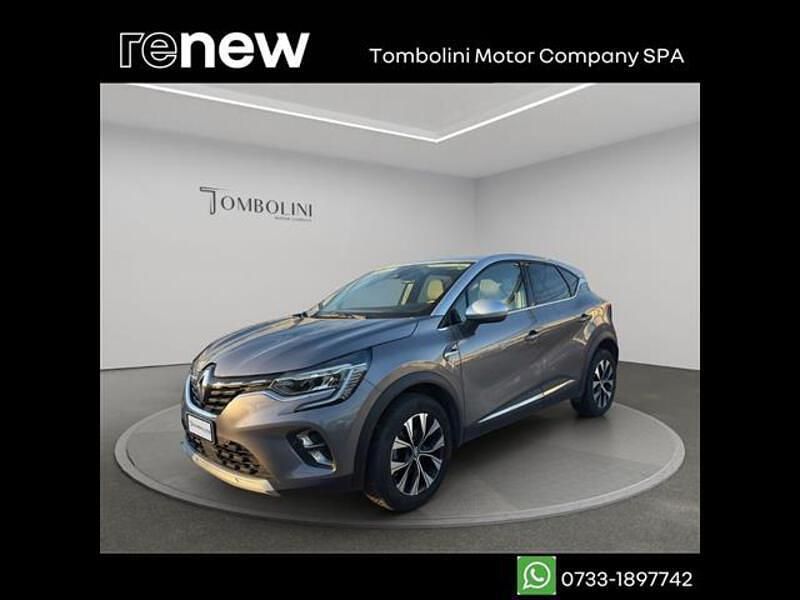 Usata Renault Captur Techno 90 CV (66 kW) 2024 Grigio scuro SUV