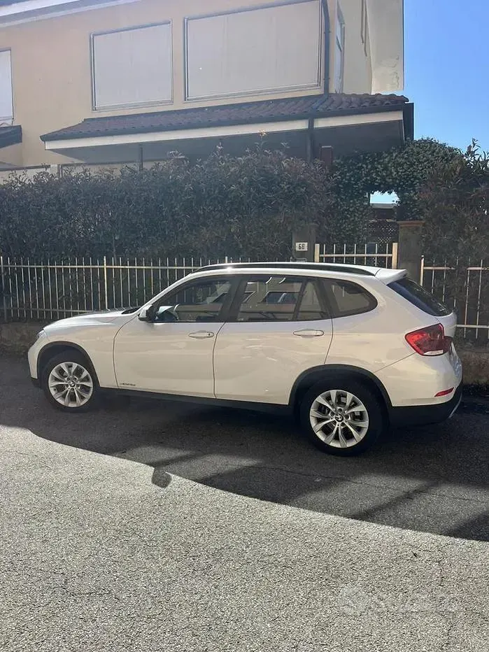 Usata BMW X1 143 CV (105 kW) 2015 Bianco SUV