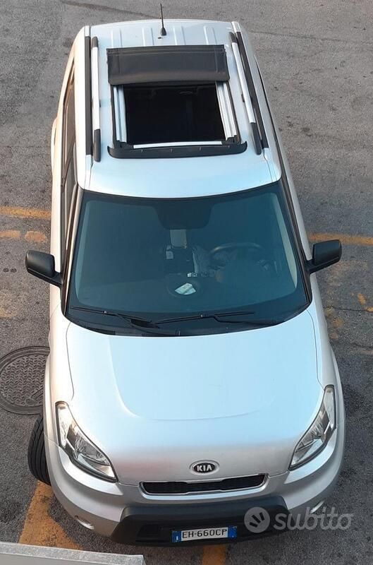 Grigio Usata 2011 Kia Soul SUV | 7000 € (Molto cara) - Immagine 1/4