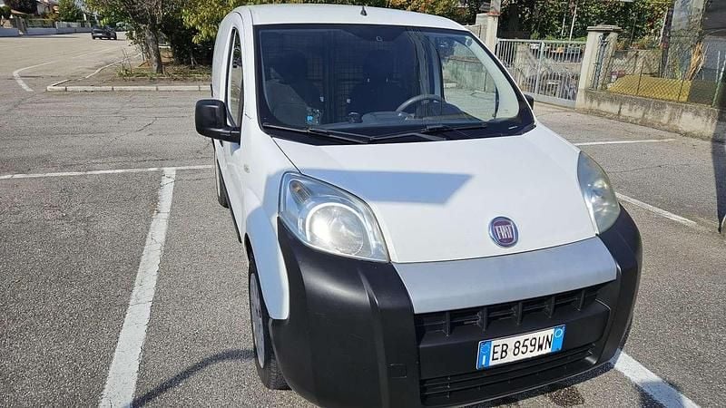 Usata 2010 Fiat Fiorino Basis Monovolume | 3200 € (Buon prezzo) - Immagine 1/4
