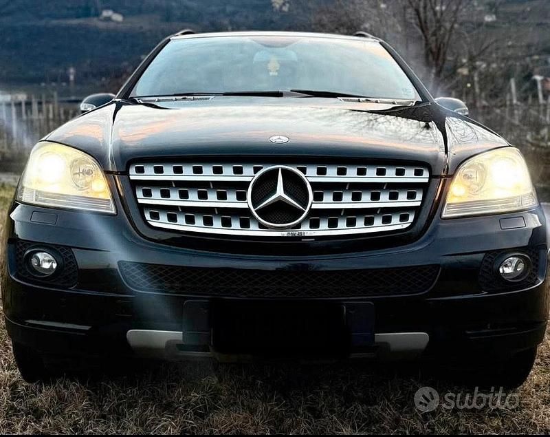 Usata Mercedes ML320 2006 Nero SUV