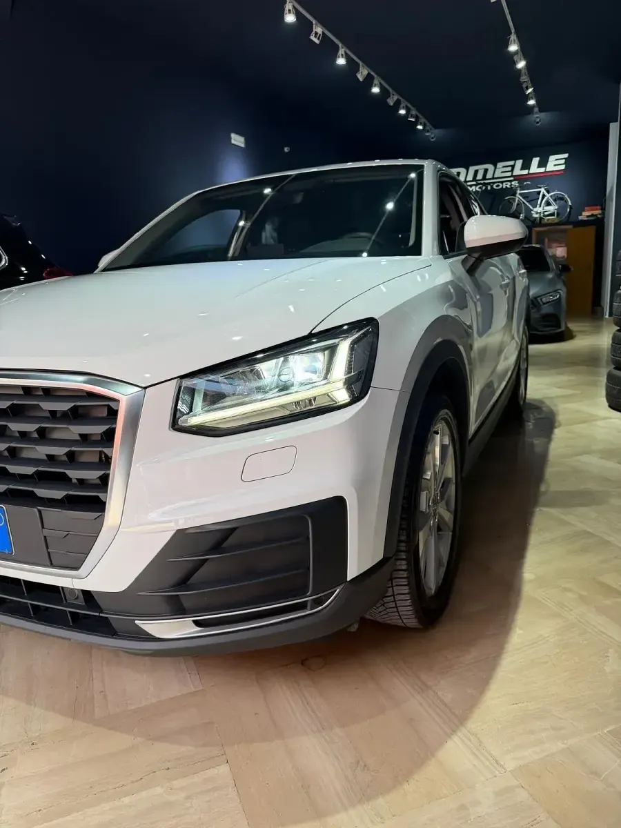 Begagnad Audi Q2 S-Line 116 HK (85 kW) 2020 Vit SUV