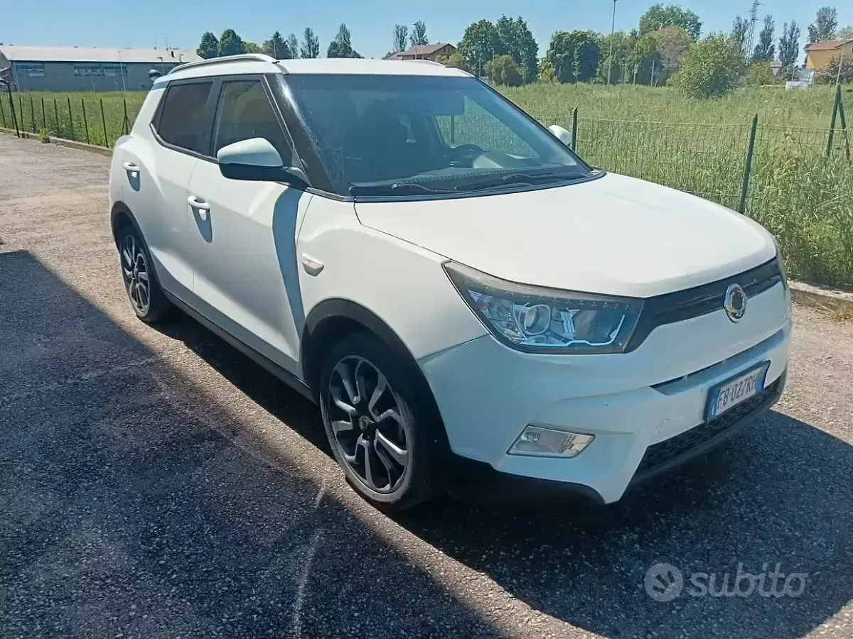 Usata SsangYong Tivoli 115 CV (84 kW) 2015 Bianco SUV