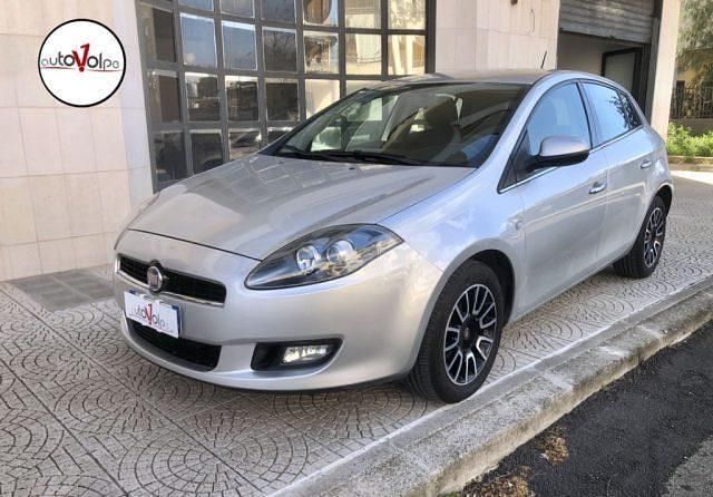 Usata Fiat Bravo 120 CV (88 kW) 2012 Argento Utilitaria