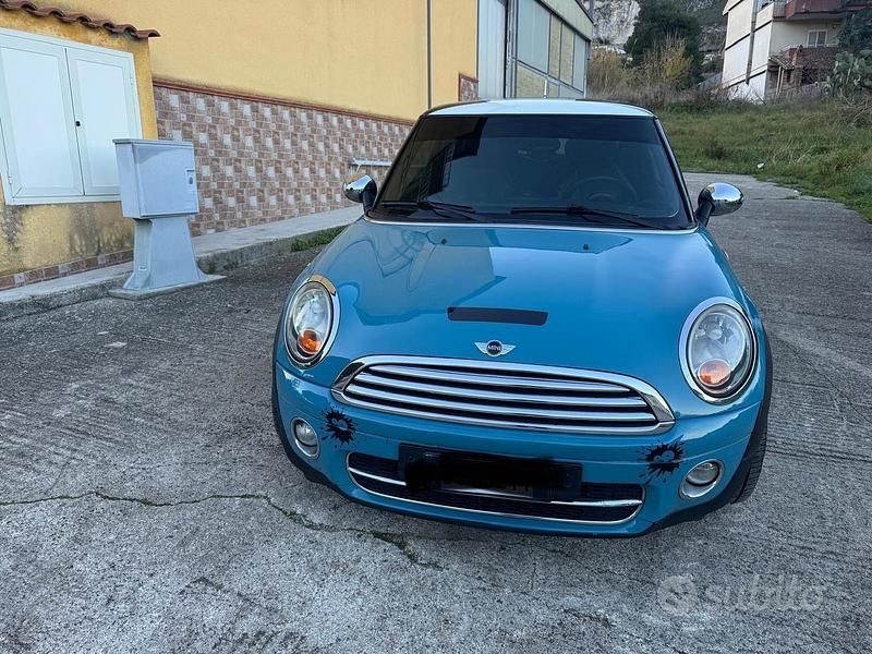Usata Mini Cooper D 116 CV (85 kW) 2007 Blu Utilitaria
