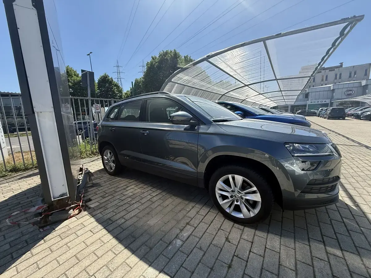 Second-hand Skoda Karoq Ambition 116 CP (85 kW) 2020 Gri SUV