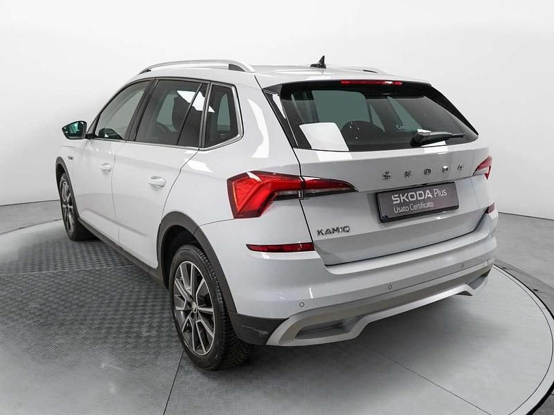 Usata Skoda Kamiq ScoutLine 110 CV (80 kW) 2021 Bianco SUV