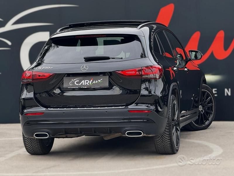 Usata Mercedes GLA200 Premium 150 CV (110 kW) 2022 Nero SUV