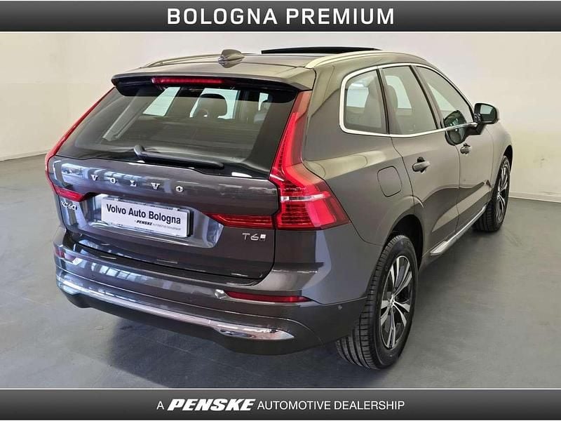 Nuova Volvo XC60 Core 349 CV (256 kW) 2026 Grigio SUV