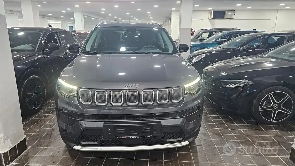Usata Jeep Compass Limited 131 CV (96 kW) 2023 Grigio SUV
