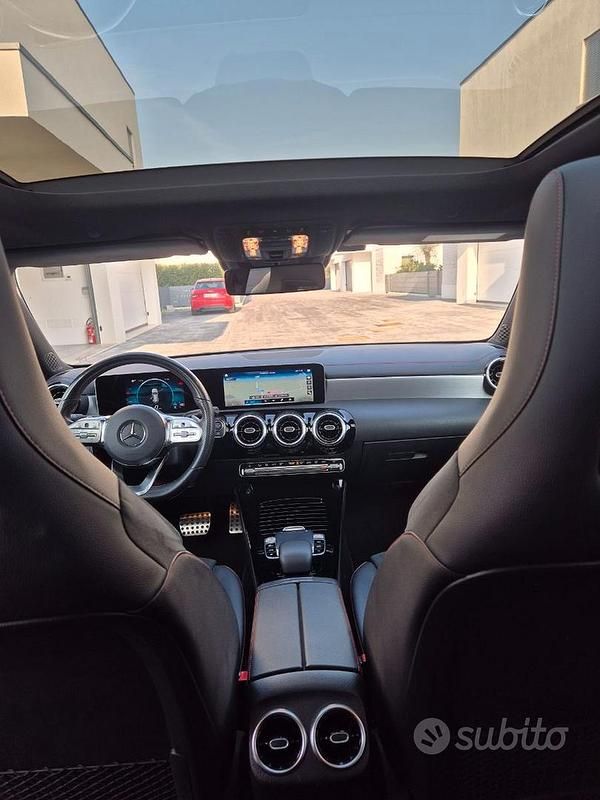Usata Mercedes CLA200 Premium 163 CV (119 kW) 2021 Grigio Station wagon