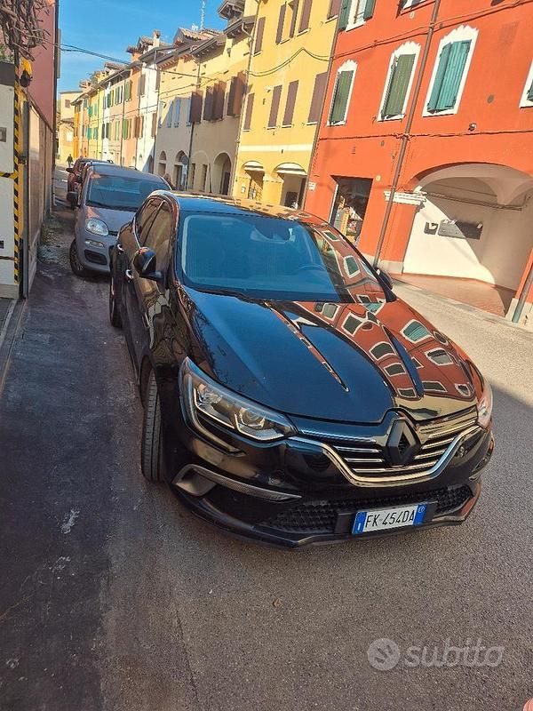 Usata Renault Mégane GT Line GT-Line 130 CV (95 kW) 2017 Nero Berlina
