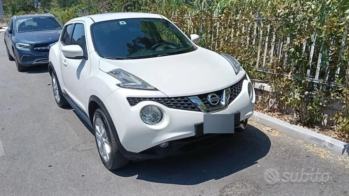 Usata Nissan Juke Tekna 110 CV (80 kW) 2015 Bianco SUV