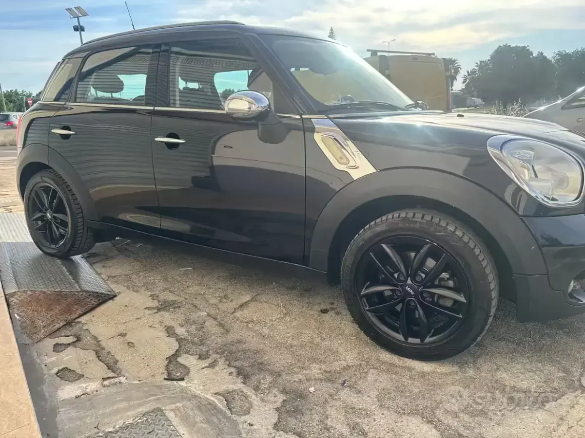 Usata Mini Cooper SD Countryman 111 CV (81 kW) 2012 Nero SUV