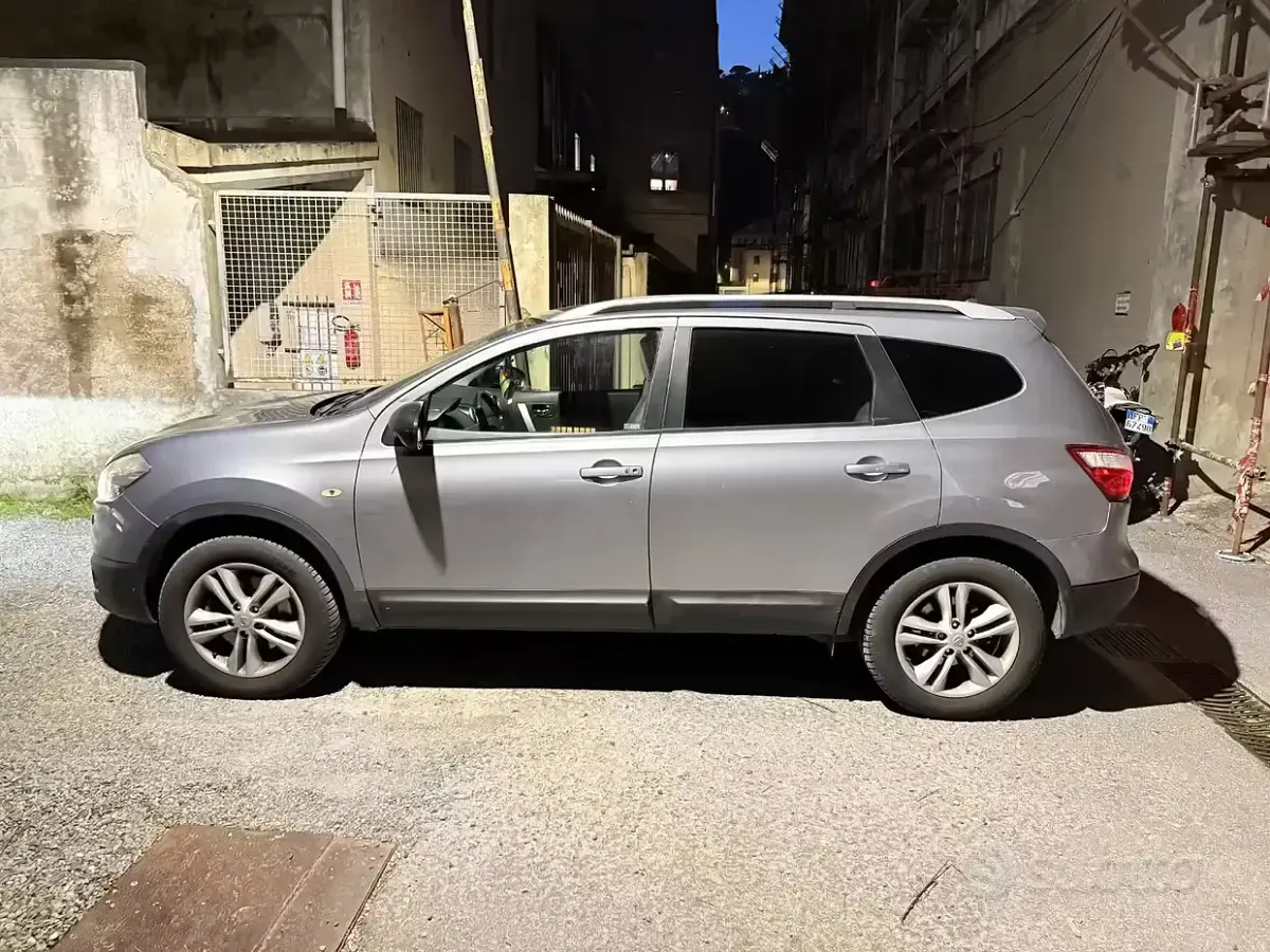 Usata Nissan Qashqai +2 140 CV (102 kW) 2010 Grigio SUV