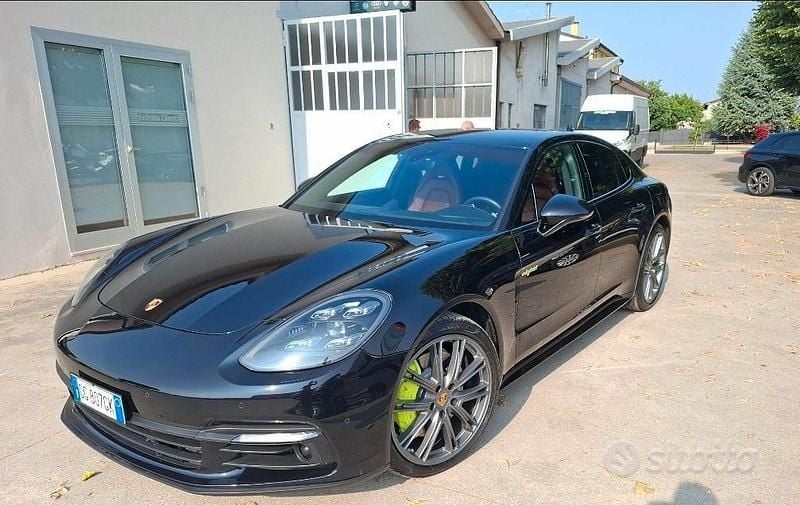 Usata Porsche Panamera 330 CV (242 kW) 2017 Berlina