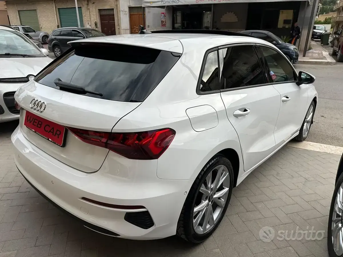 Usata Audi A3 S-Line 150 CV (110 kW) 2022 Bianco Berlina