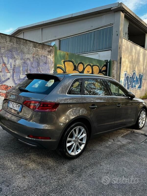 Usata Audi A3 140 CV (102 kW) 2015 Grigio Berlina