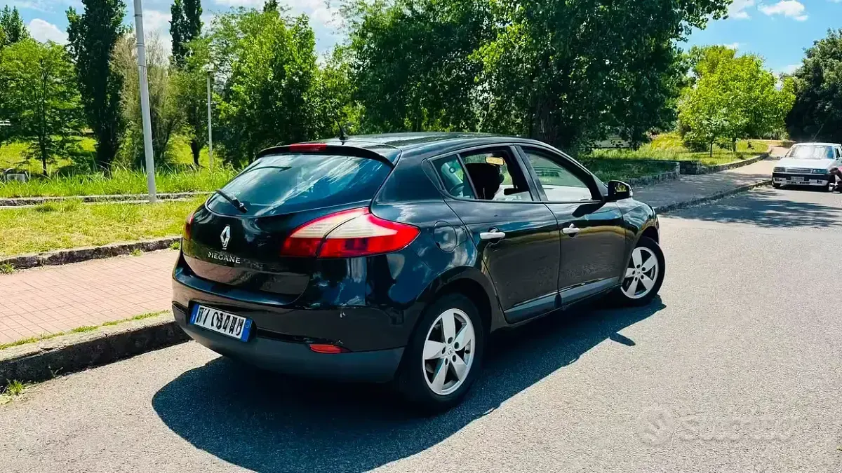 Usata Renault Mégane 110 CV (80 kW) 2009 Nero Berlina
