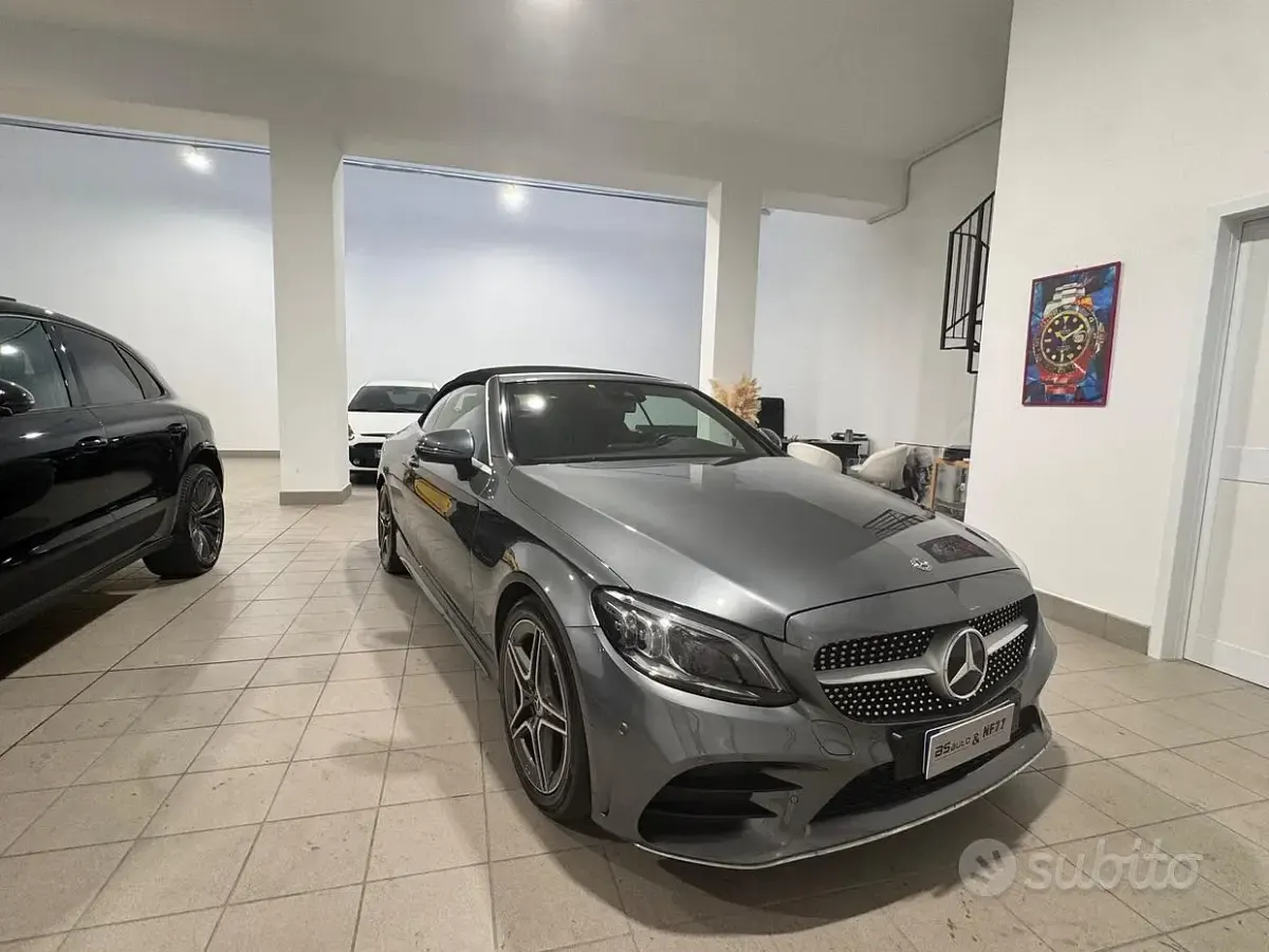 Usata Mercedes C220 Premium Plus 194 CV (142 kW) 2019 Grigio Cabrio