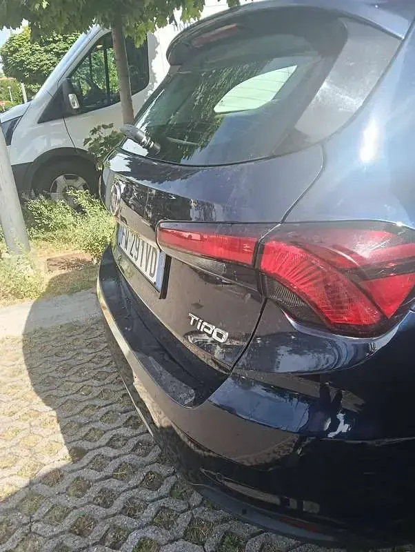 Usata Fiat Tipo Lounge 120 CV (88 kW) 2019 Blu/azzurro Station wagon