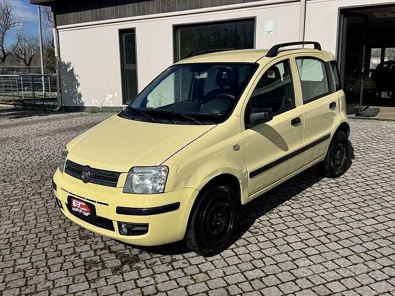Usata Fiat Panda 59 CV (43 kW) 2009 Giallo Utilitaria