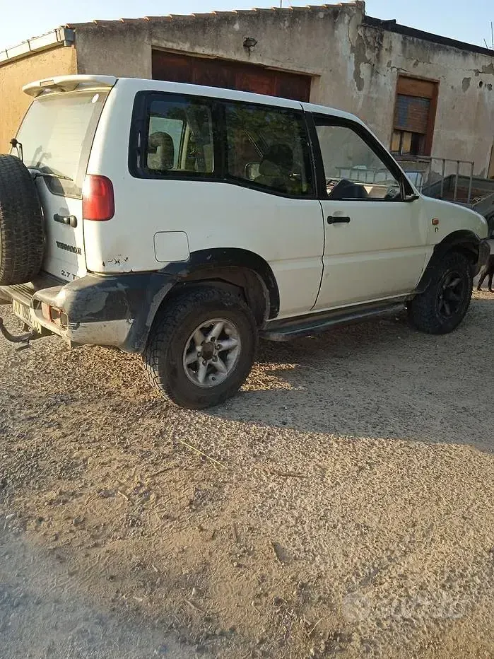 Usata Nissan Terrano 125 CV (91 kW) 1998 Bianco SUV