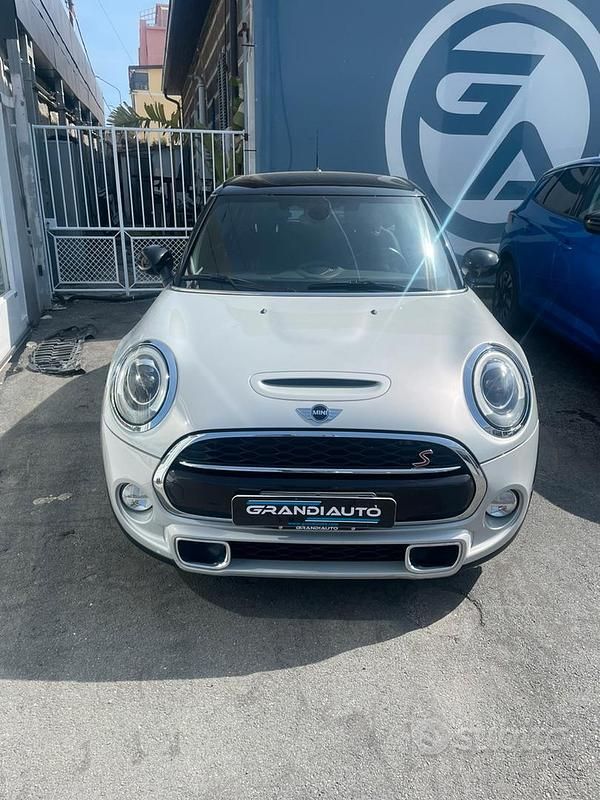 Usata Mini Cooper S Hype 190 CV (139 kW) 2018 Grigio Utilitaria