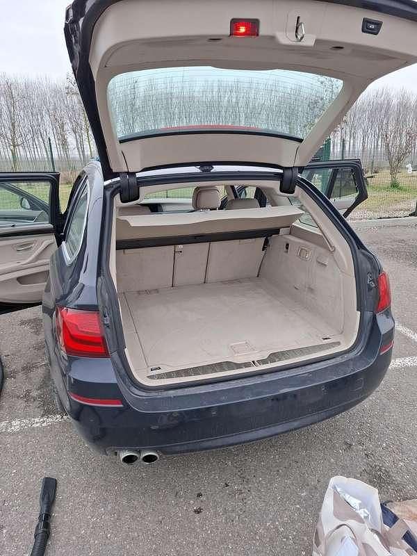 Usata BMW 525 218 CV (160 kW) 2012 Blu/azzurro Station wagon