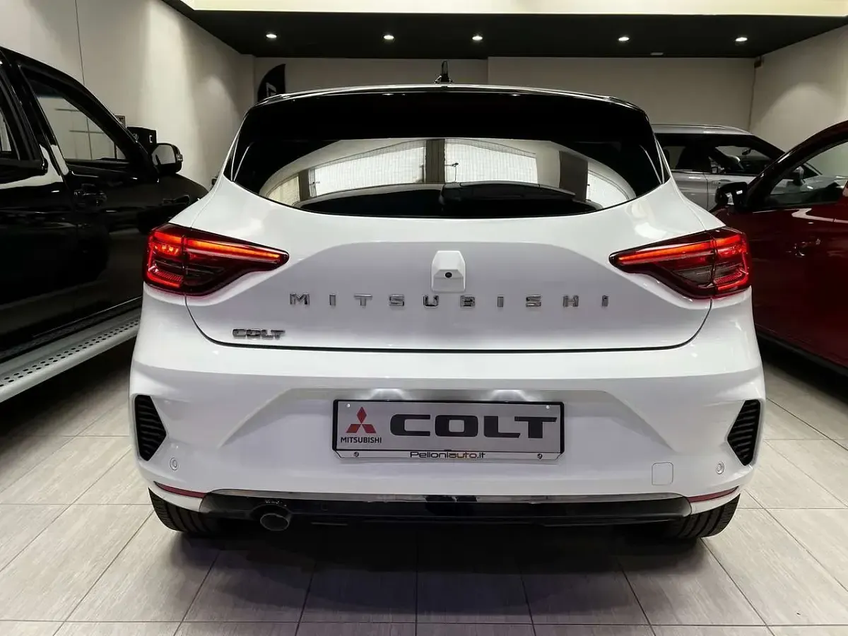 Nuova Mitsubishi Colt Intense 91 CV (66 kW) 2025 Bianco Utilitaria