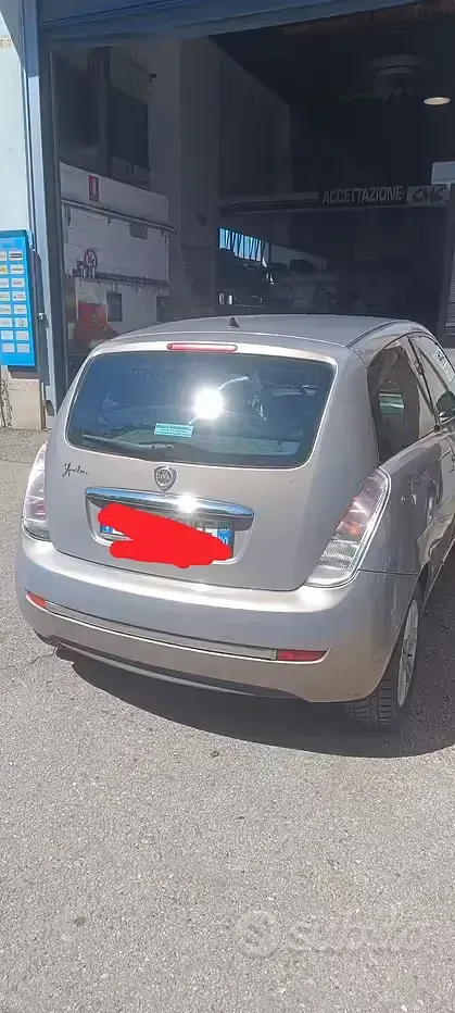 Usata Lancia Ypsilon 69 CV (50 kW) 2011 Utilitaria